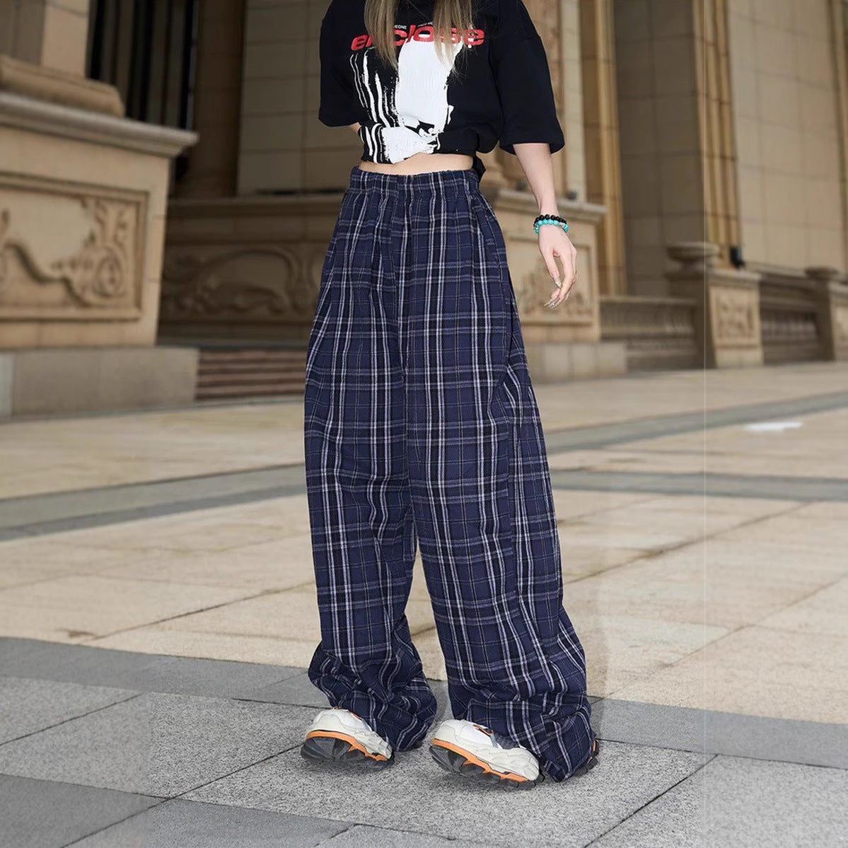 2025 Autumn Paris Retro Plaid Wide-Leg Trousers – Women's Loose Fit Casual Checkered Pants